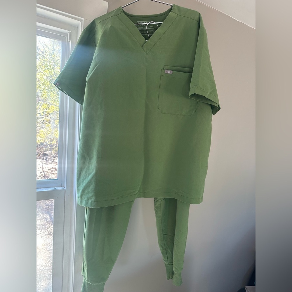 Figs Green Set